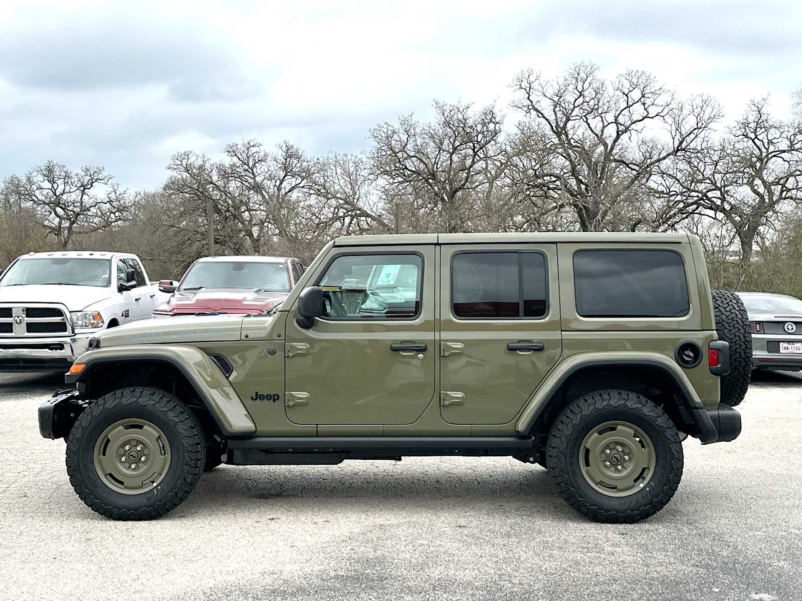Thumbnail: 2026 Jeep Wrangler - 12