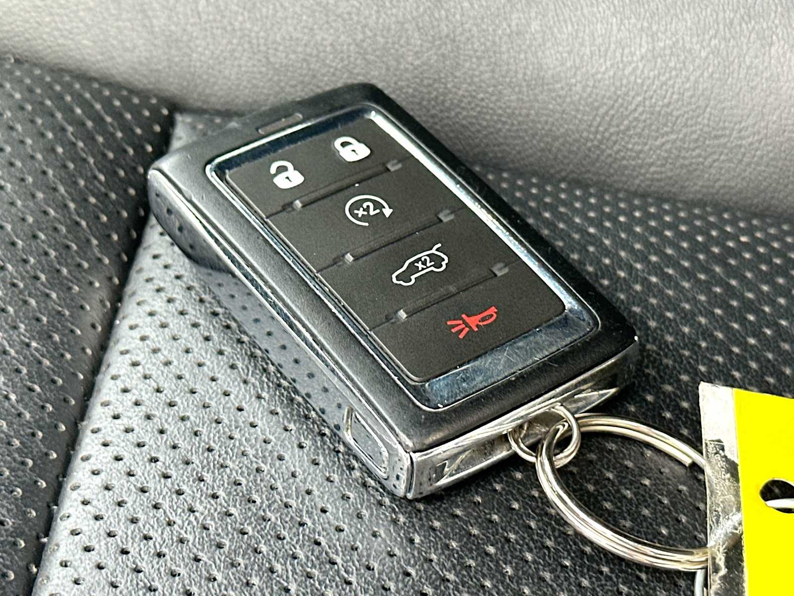 Thumbnail: 2024 Jeep Wagoneer - 29