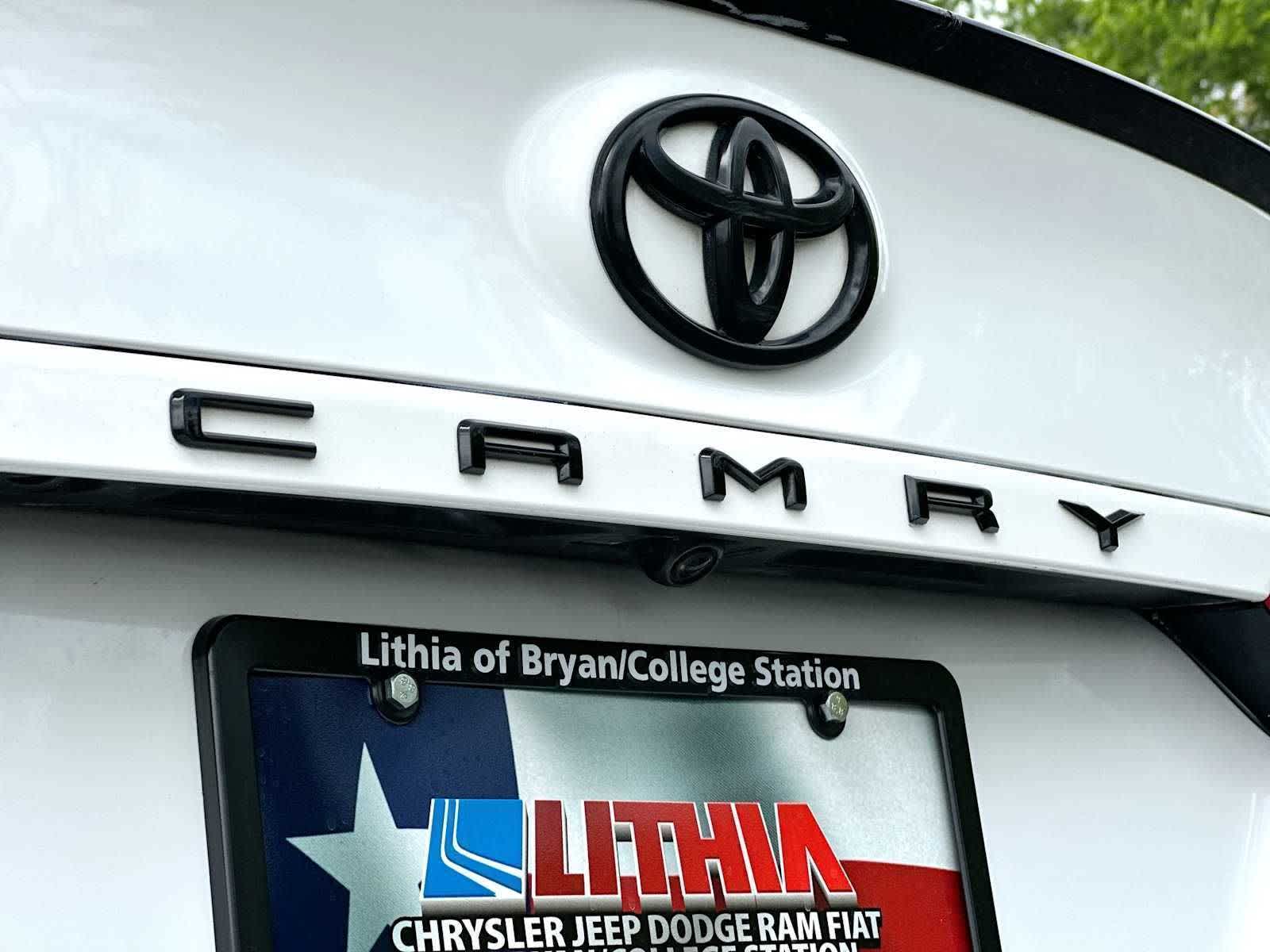 Thumbnail: 2023 Toyota Camry - 15