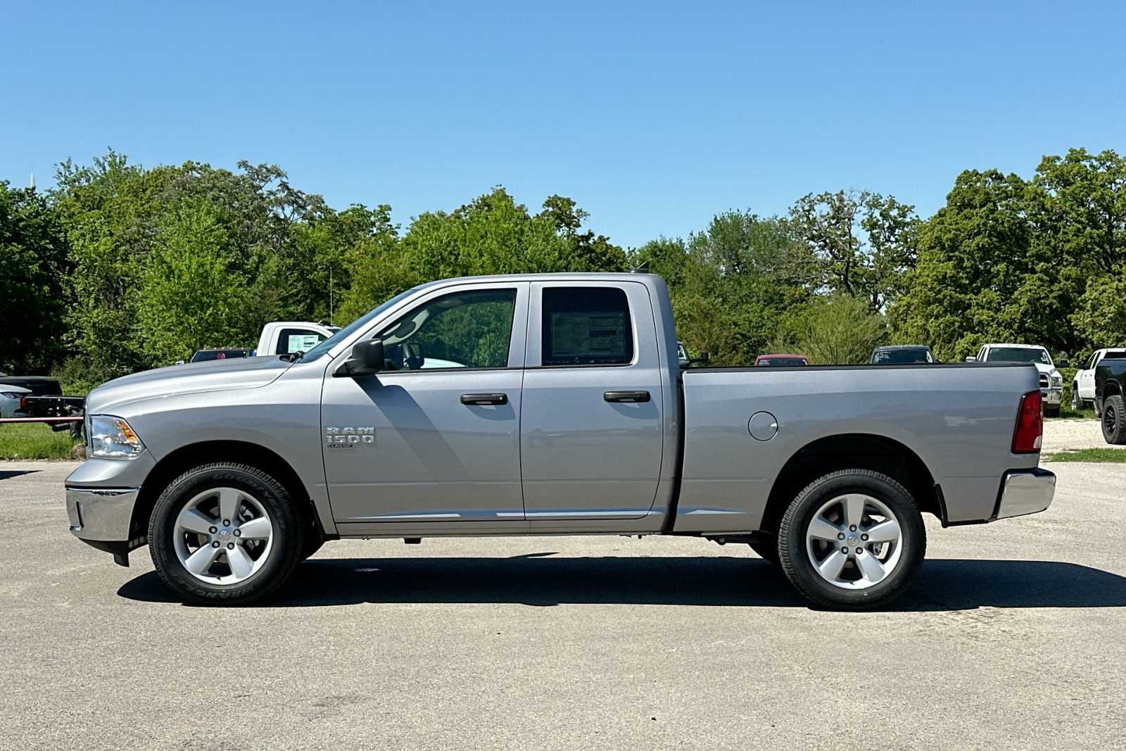 Thumbnail: 2024 RAM 1500 Classic - 12