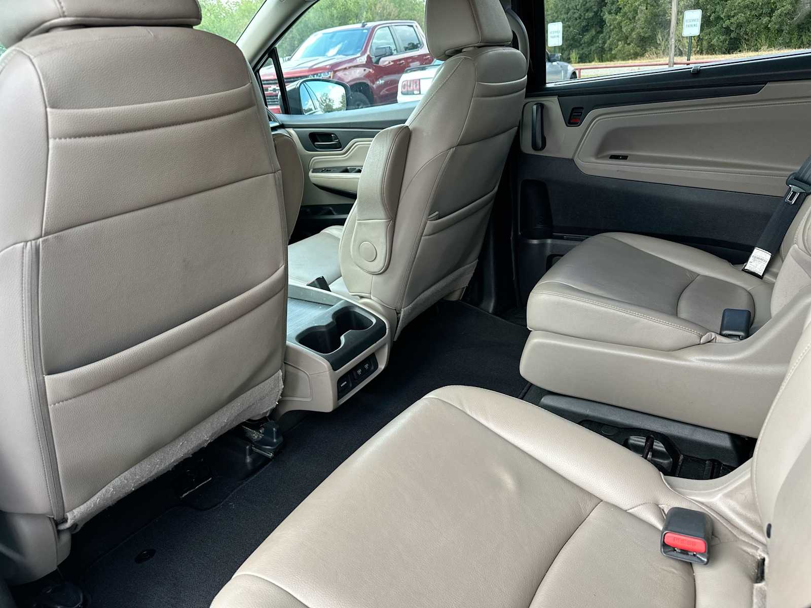 Thumbnail: 2018 Honda Odyssey - 24