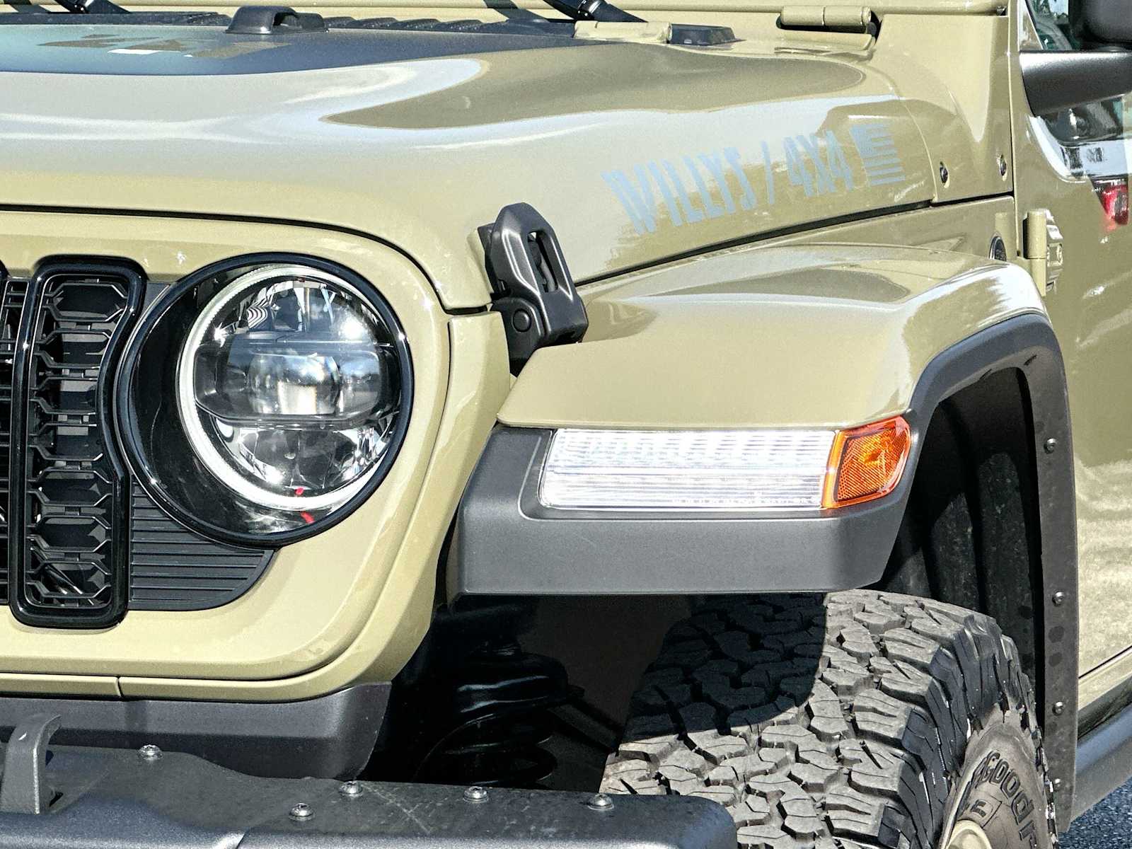 Thumbnail: 2026 Jeep Wrangler - 16