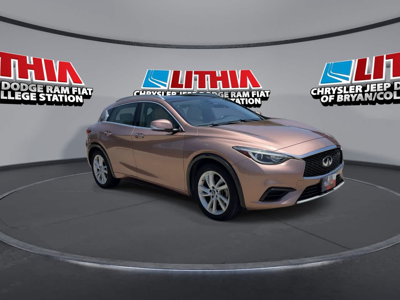 Thumbnail: 2019 INFINITI QX30 - 2