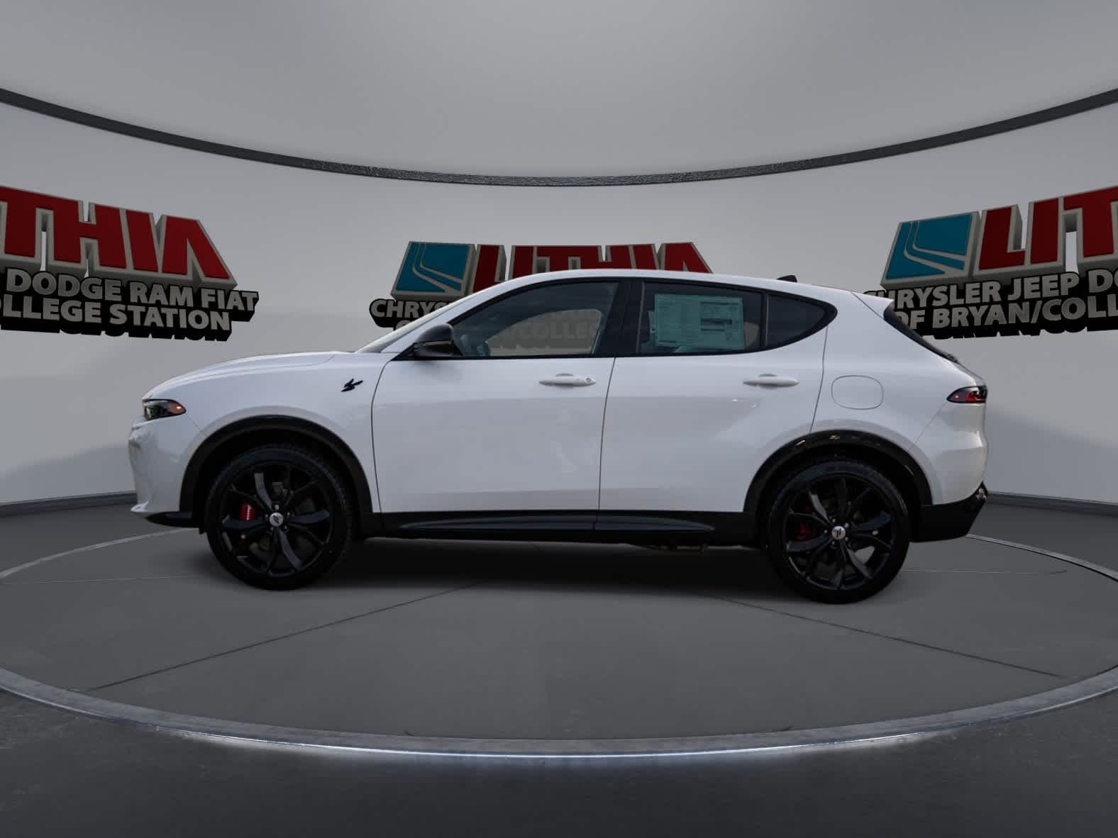 Thumbnail: 2024 Dodge Hornet - 8