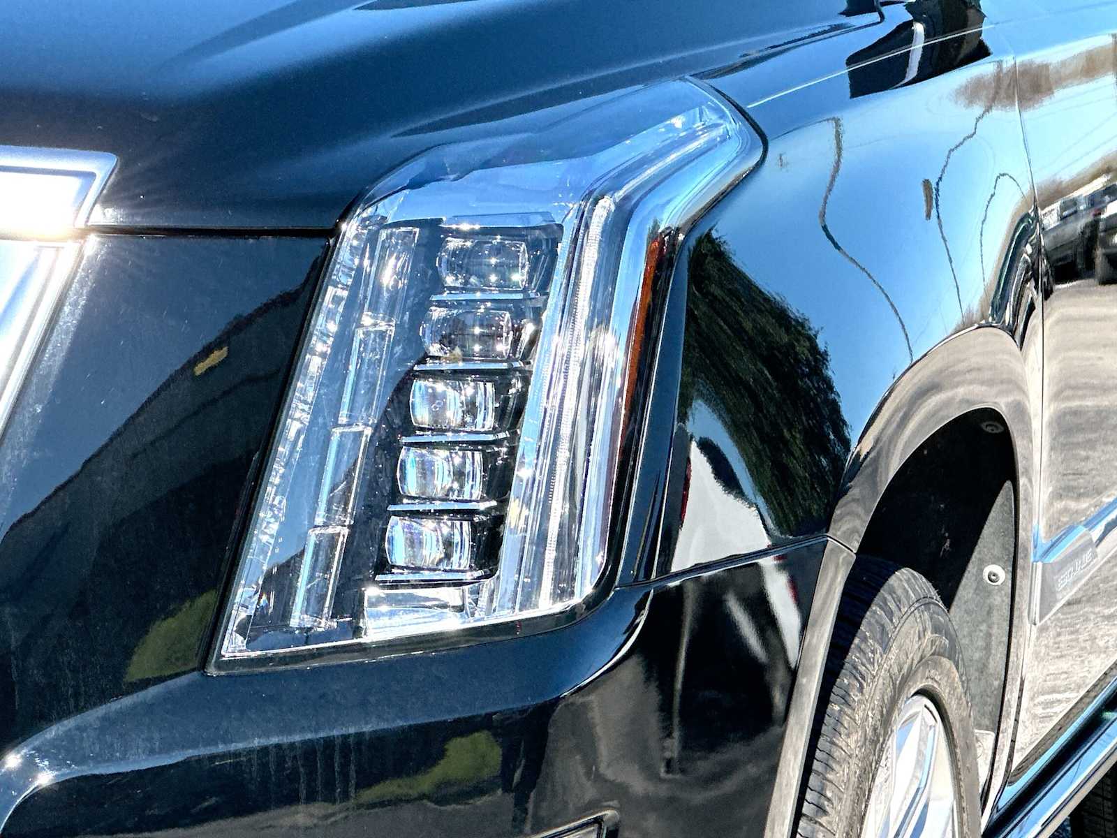 Thumbnail: 2020 Cadillac Escalade - 16