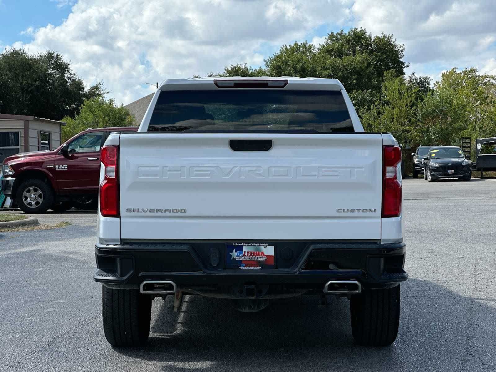 Thumbnail: 2022 Chevrolet Silverado 1500 - 14