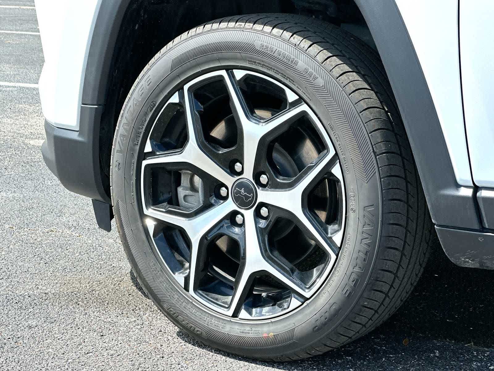 Thumbnail: 2025 Jeep Compass - 11