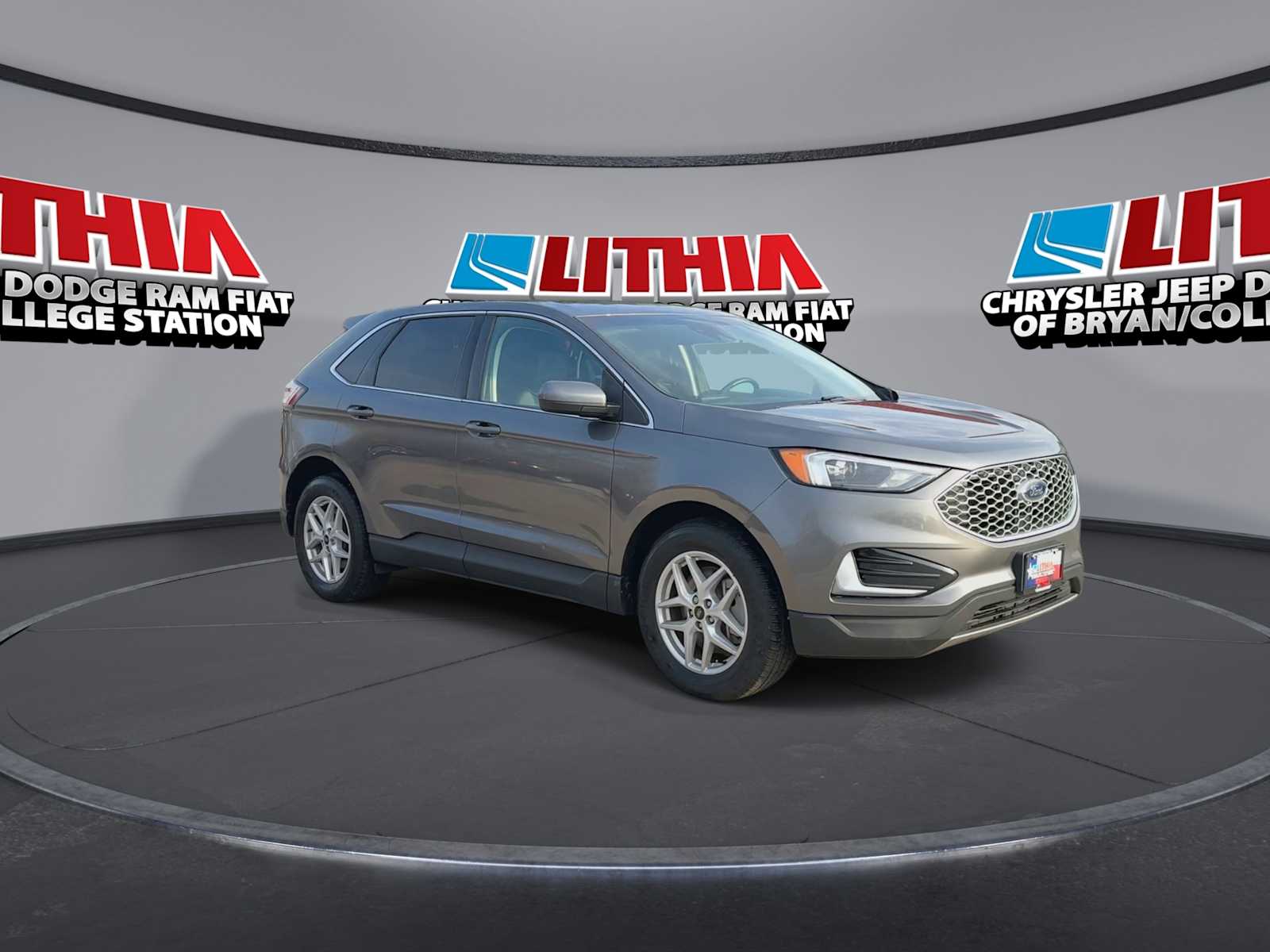 Thumbnail: 2023 Ford Edge - 2