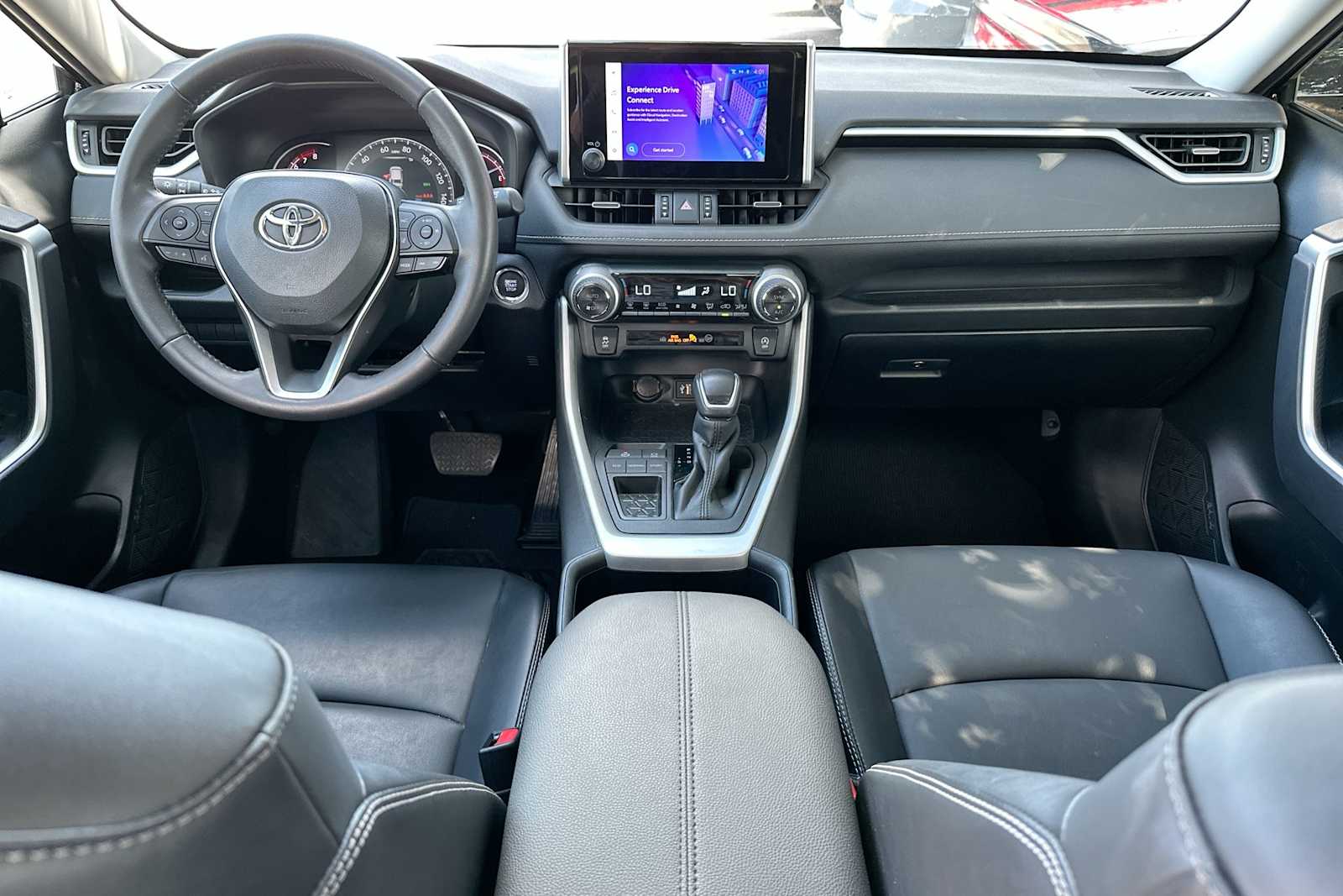 Thumbnail: 2023 Toyota RAV4 - 25