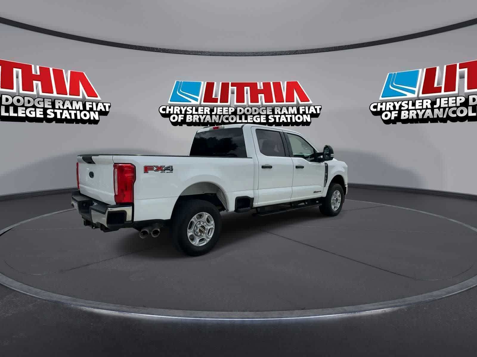 Thumbnail: 2025 Ford F-250 - 8