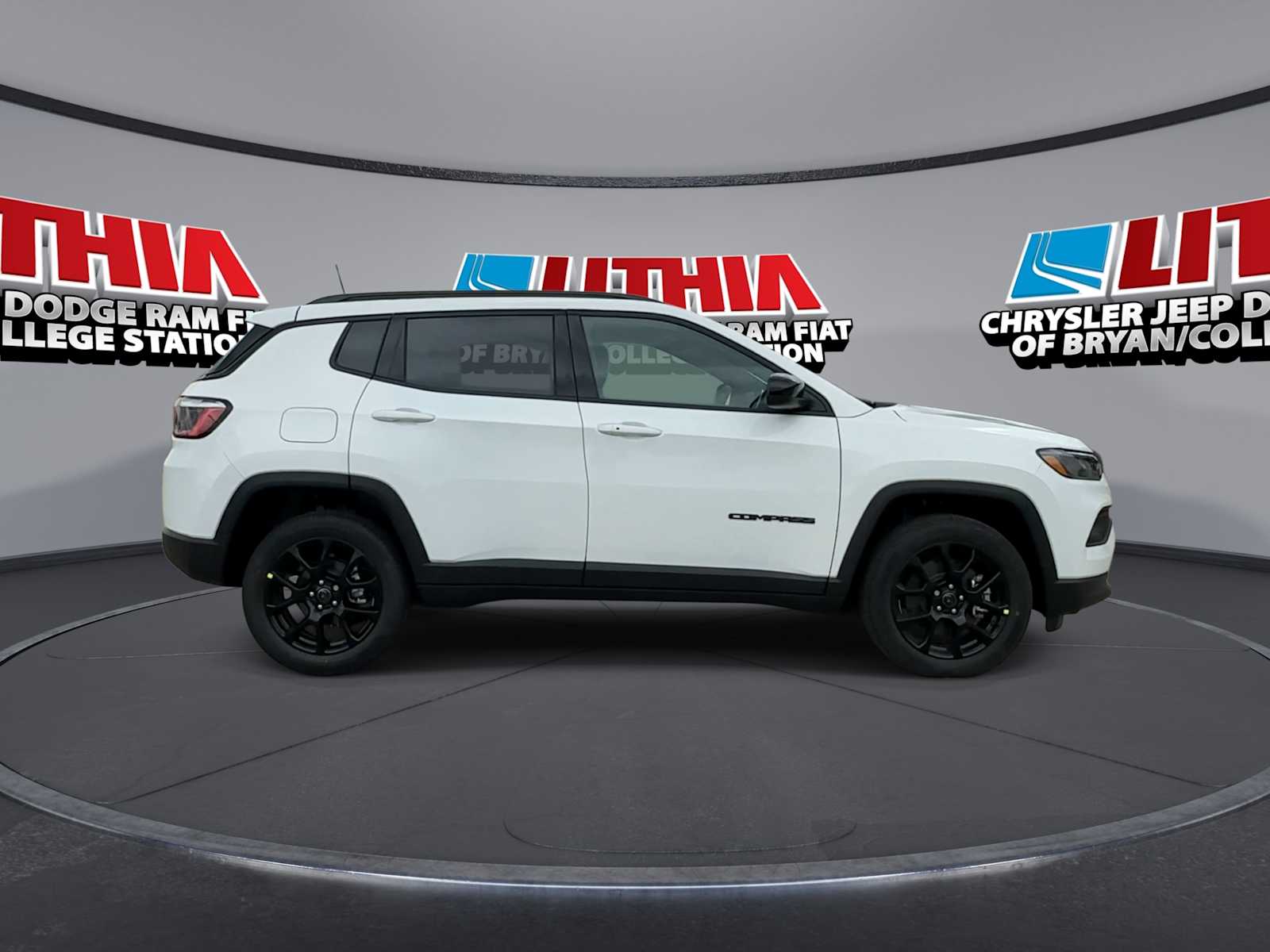 Thumbnail: 2026 Jeep Compass - 9