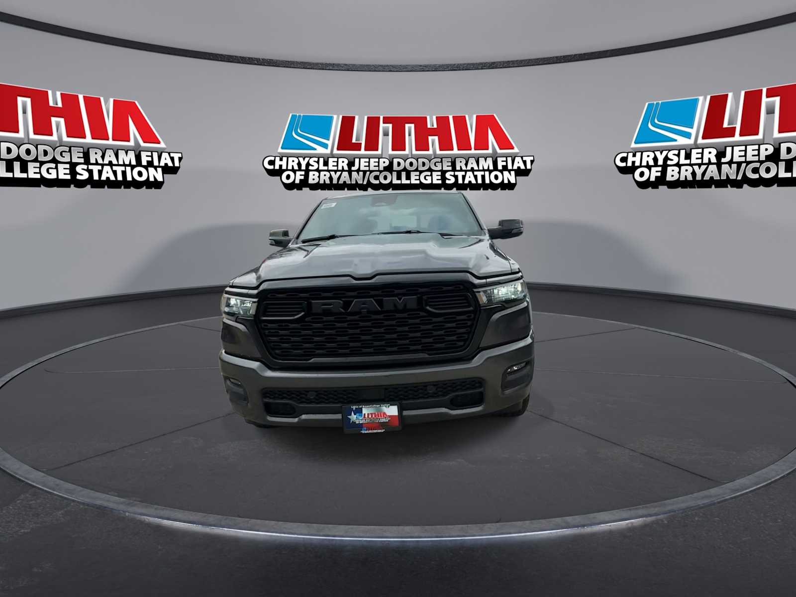 Thumbnail: 2026 RAM 1500 - 3