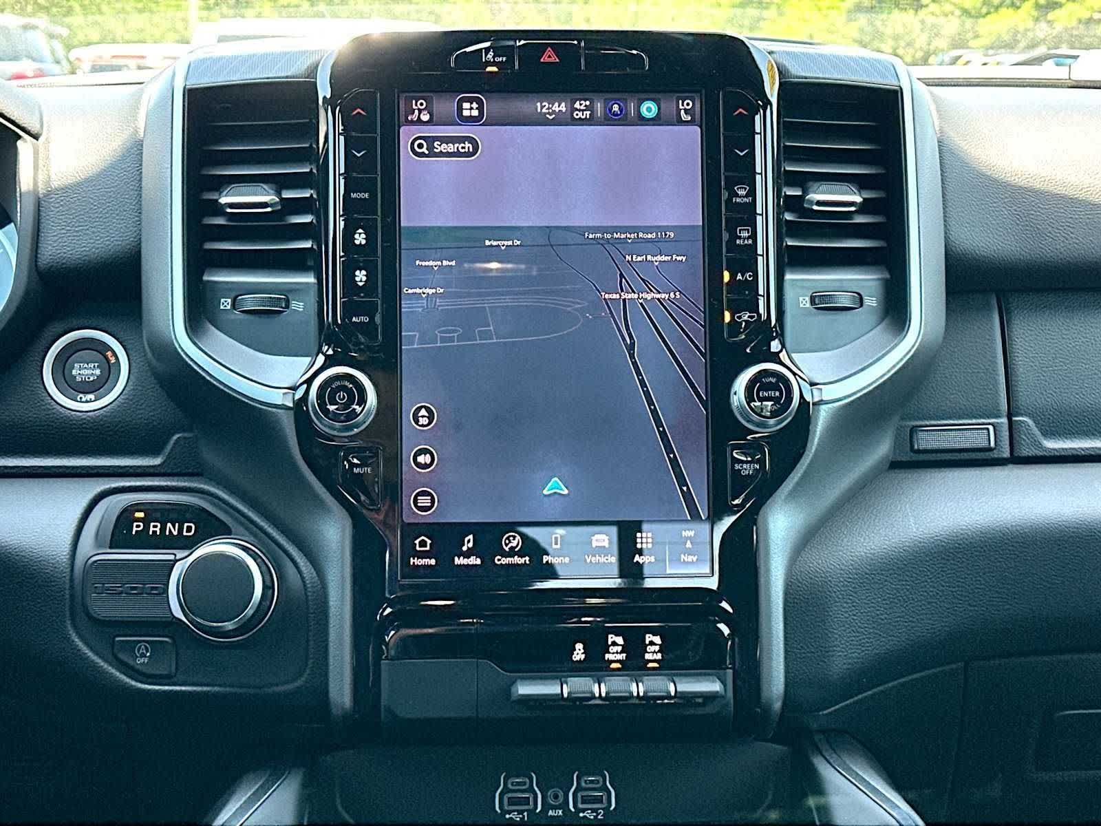 Thumbnail: 2026 RAM 1500 - 26