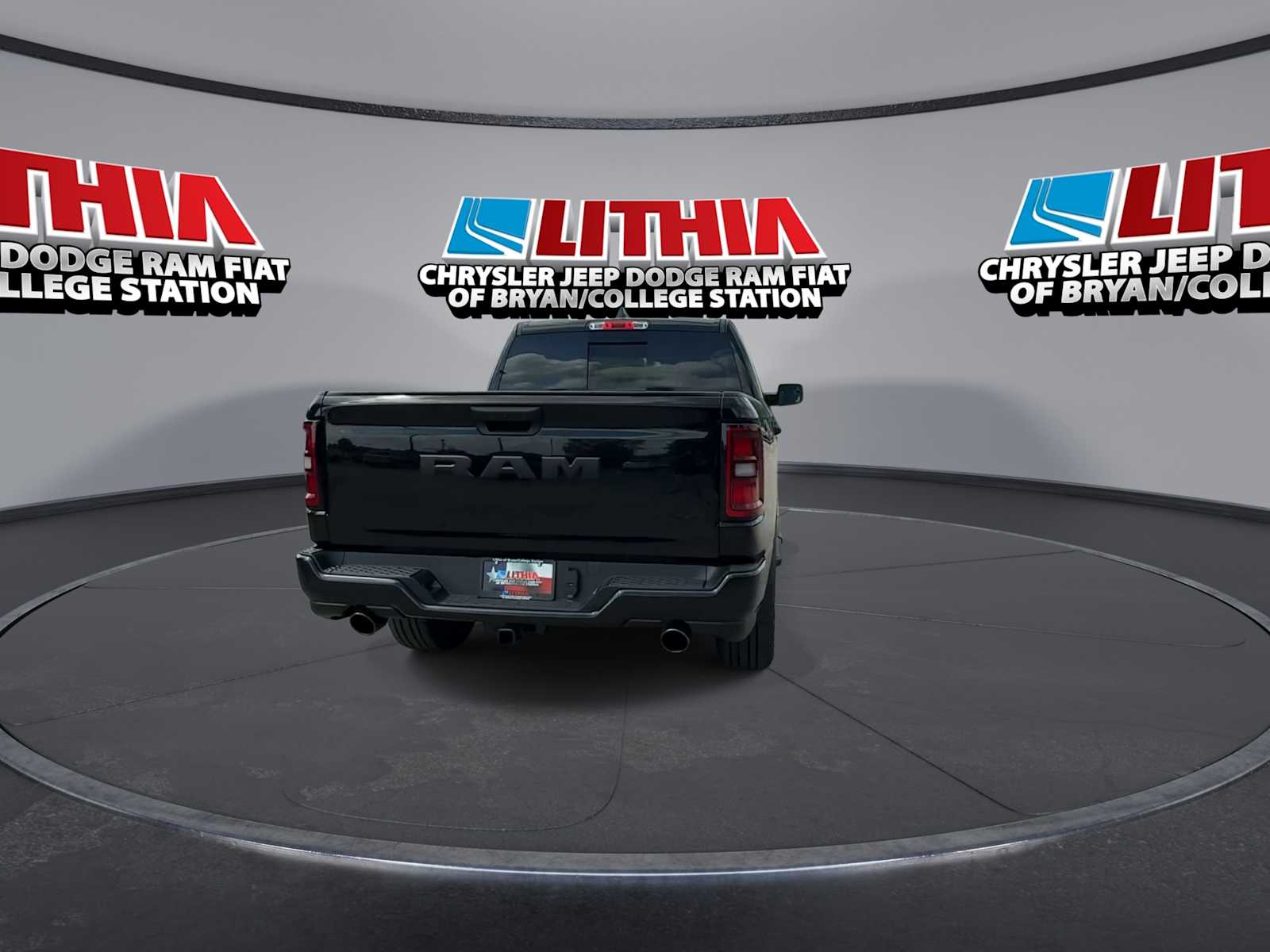 Thumbnail: 2026 RAM 1500 - 2