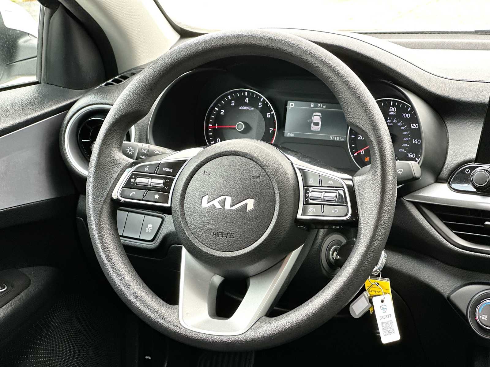 Thumbnail: 2024 Kia Forte - 27