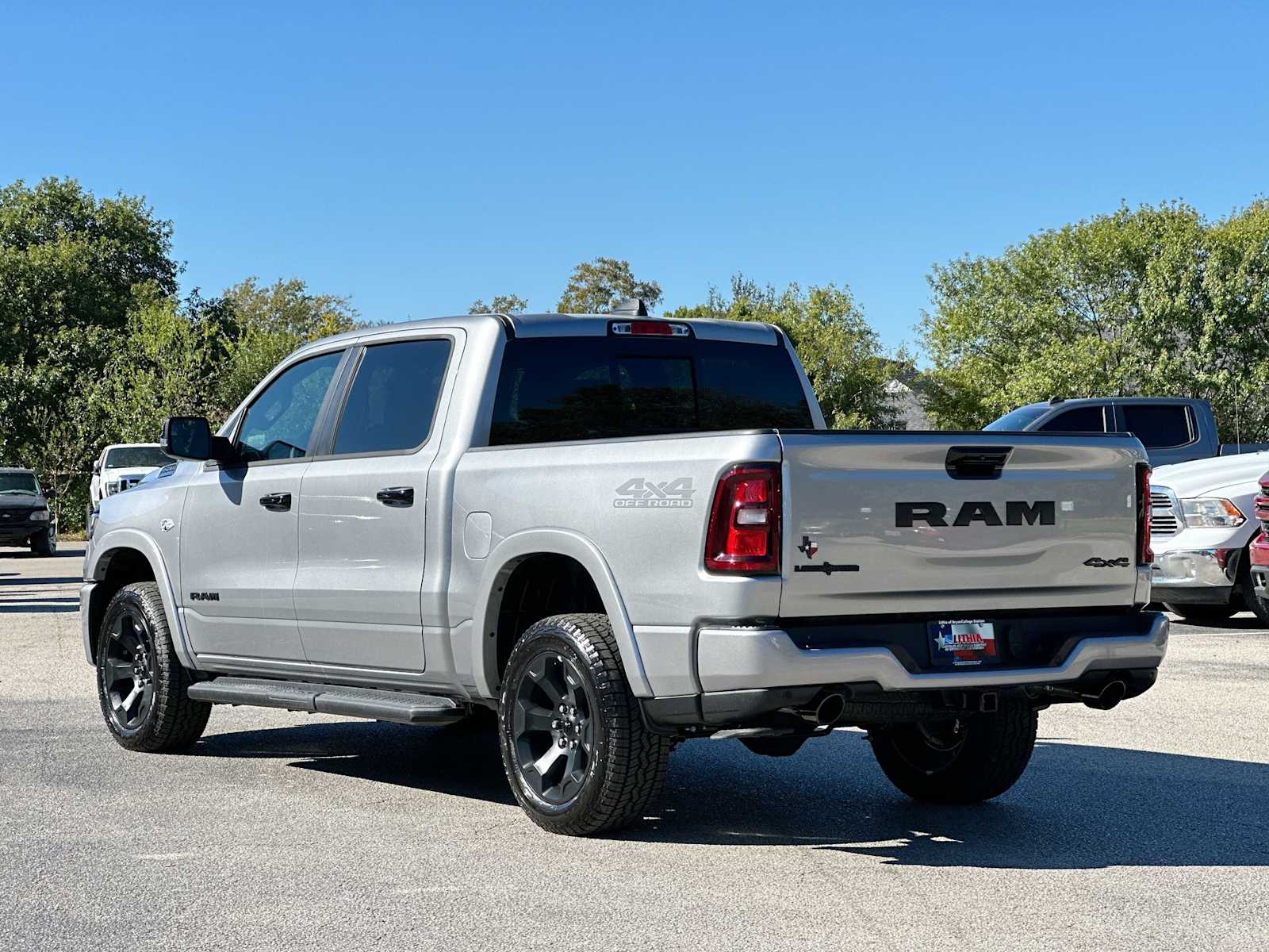 Thumbnail: 2026 RAM 1500 - 13