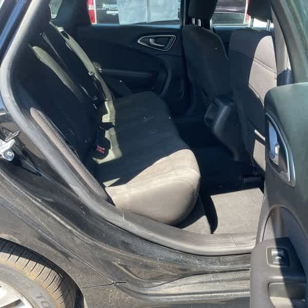 Thumbnail: 2015 Chrysler 200 - 5