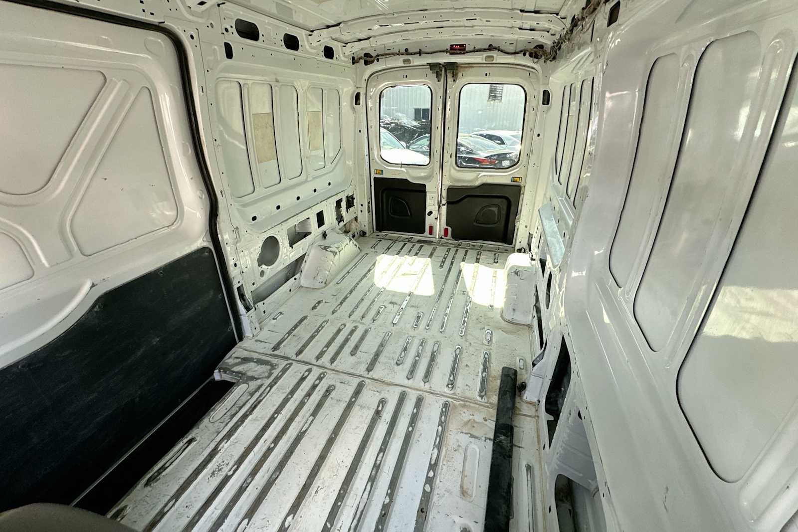 Thumbnail: 2016 Ford Transit Series - 23