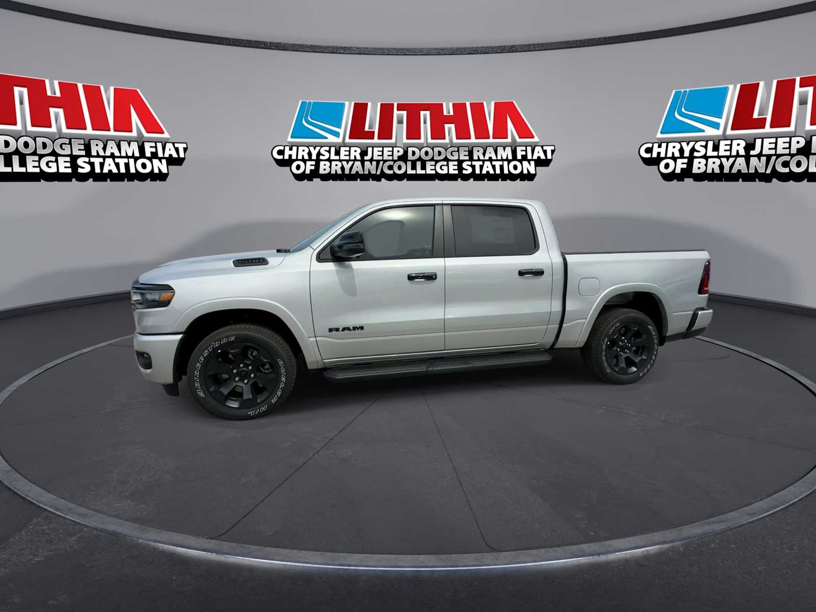 New 2026 Ram 1500 BIGHORN/LONESTAR CREW 4X4 Pickup