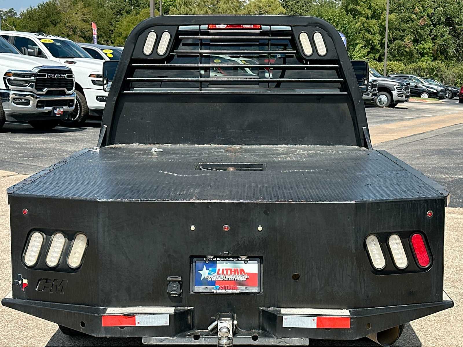 Thumbnail: 2019 Chevrolet Silverado 3500 - 28