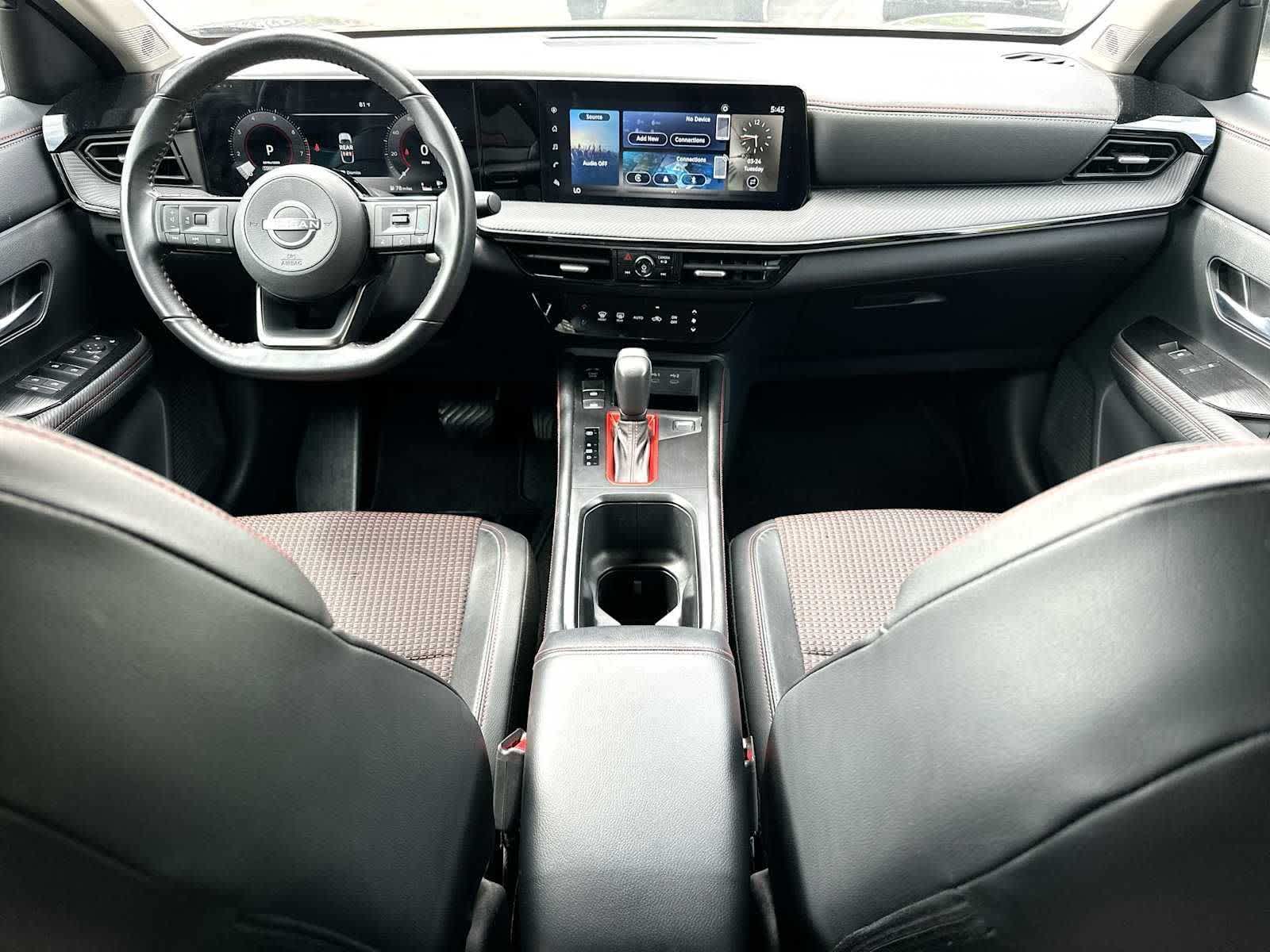 Thumbnail: 2025 Nissan Kicks - 25