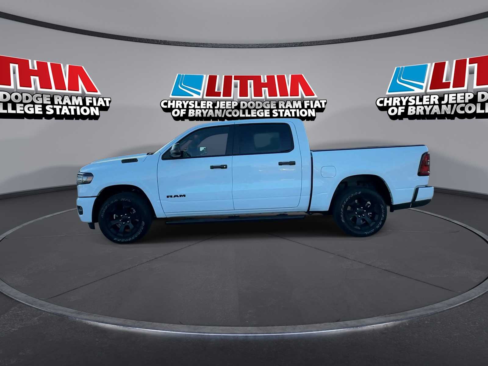 Thumbnail: 2026 RAM 1500 - 5