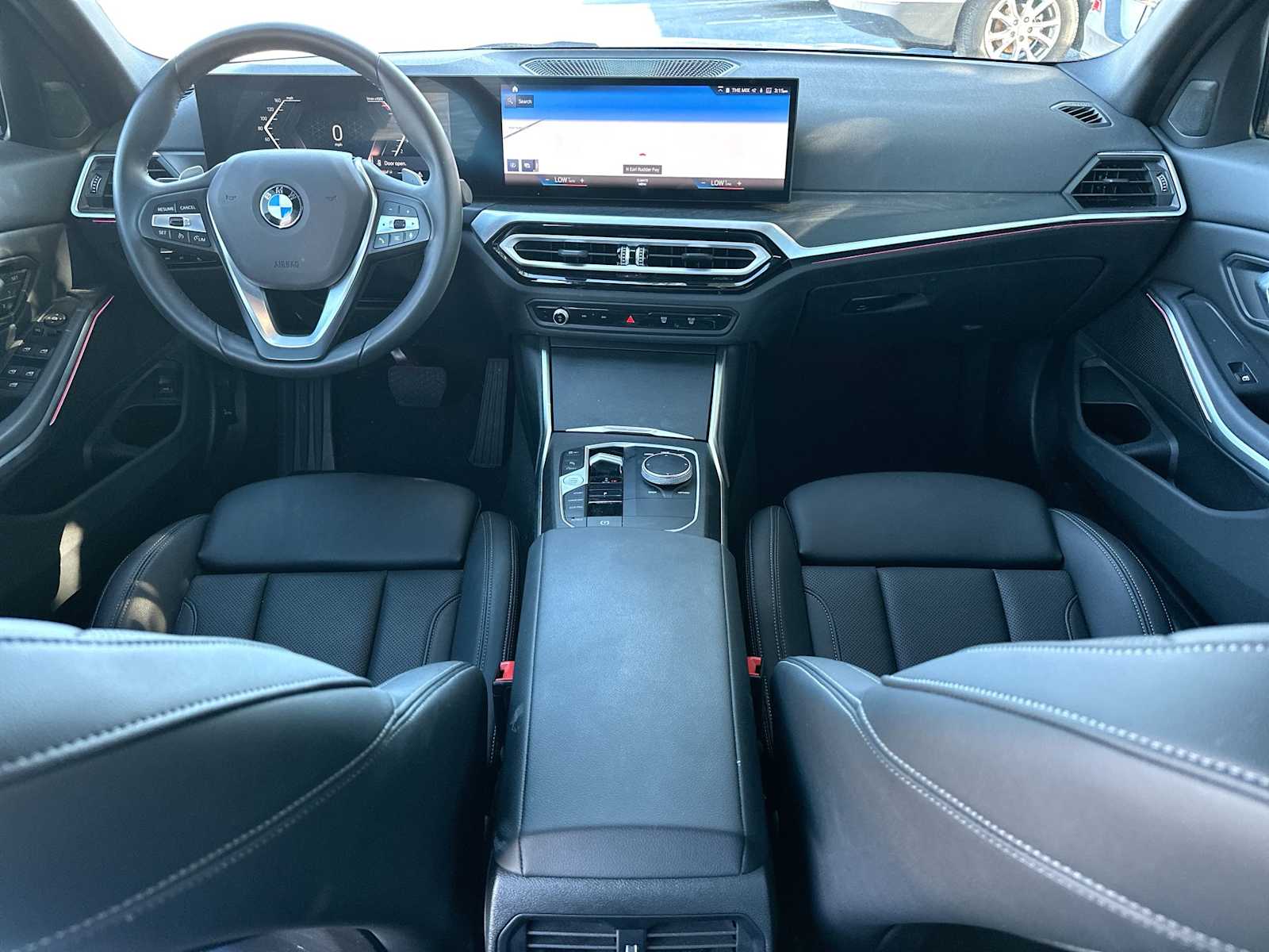 Thumbnail: 2024 BMW 3 Series - 25