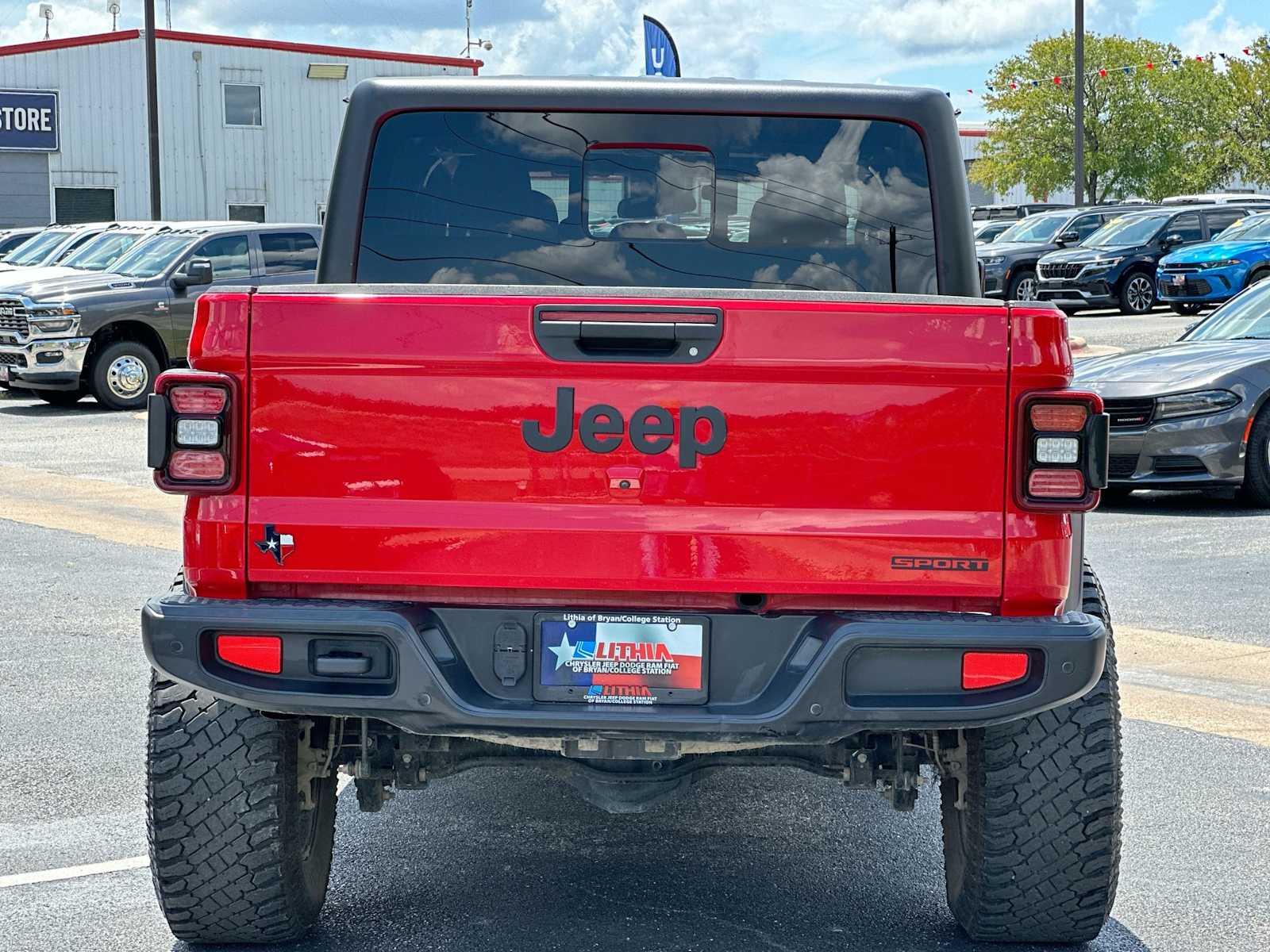 Thumbnail: 2020 Jeep Gladiator - 14