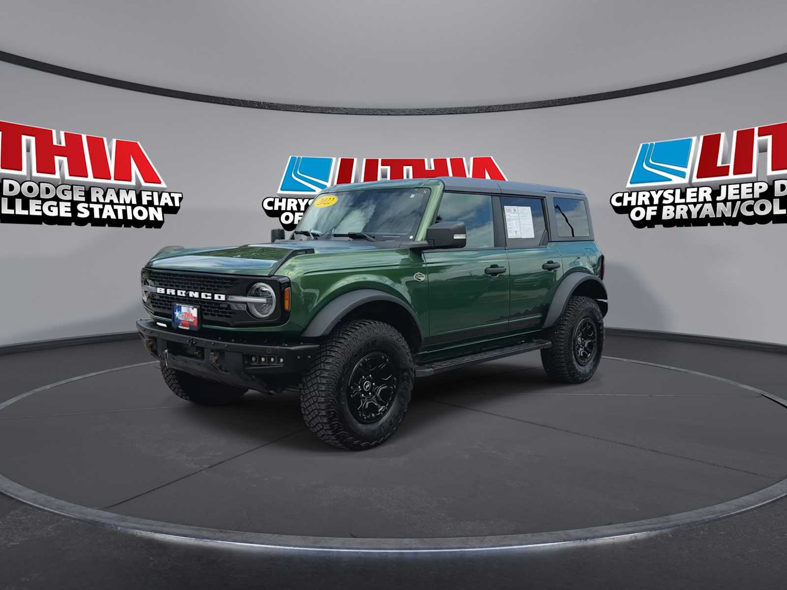 Thumbnail: 2022 Ford Bronco - 4