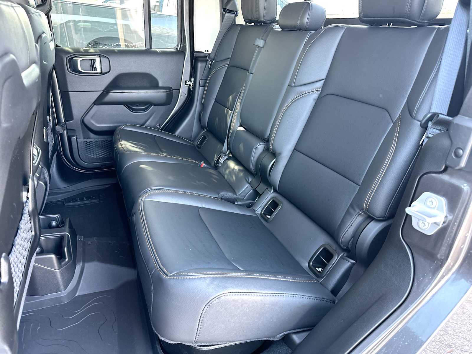 Thumbnail: 2026 Jeep Gladiator - 23