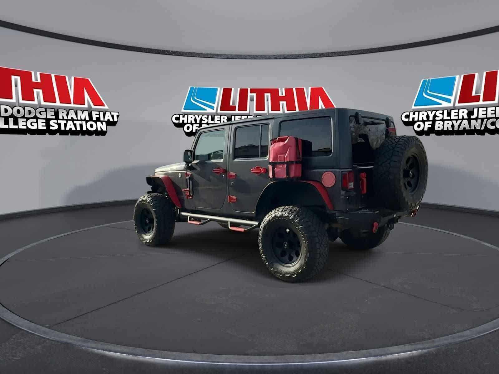 Thumbnail: 2016 Jeep Wrangler - 6