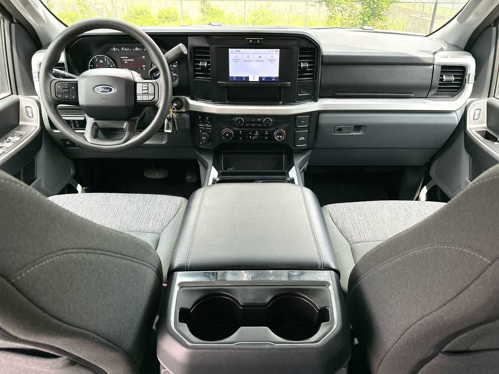 Thumbnail: 2025 Ford F-250 - 25