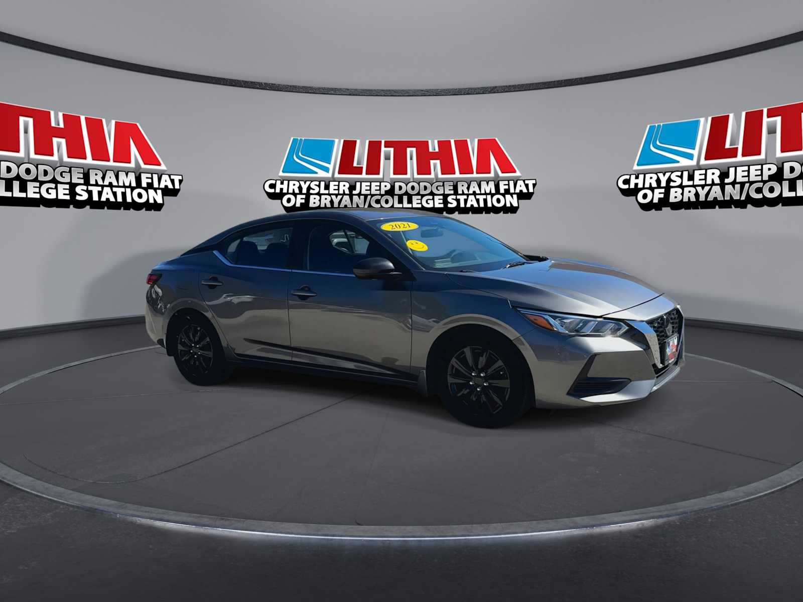 Thumbnail: 2021 Nissan Sentra - 2