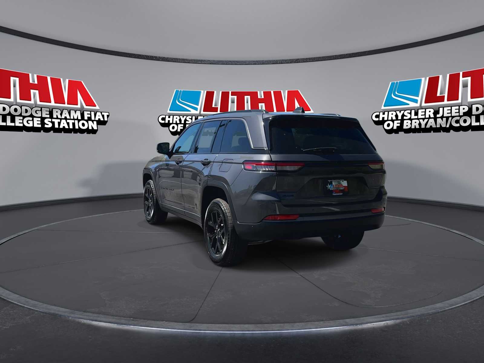 Thumbnail: 2026 Jeep Grand Cherokee - 6