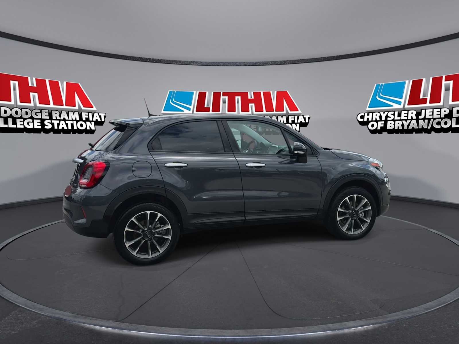 Thumbnail: 2023 Fiat 500X - 8