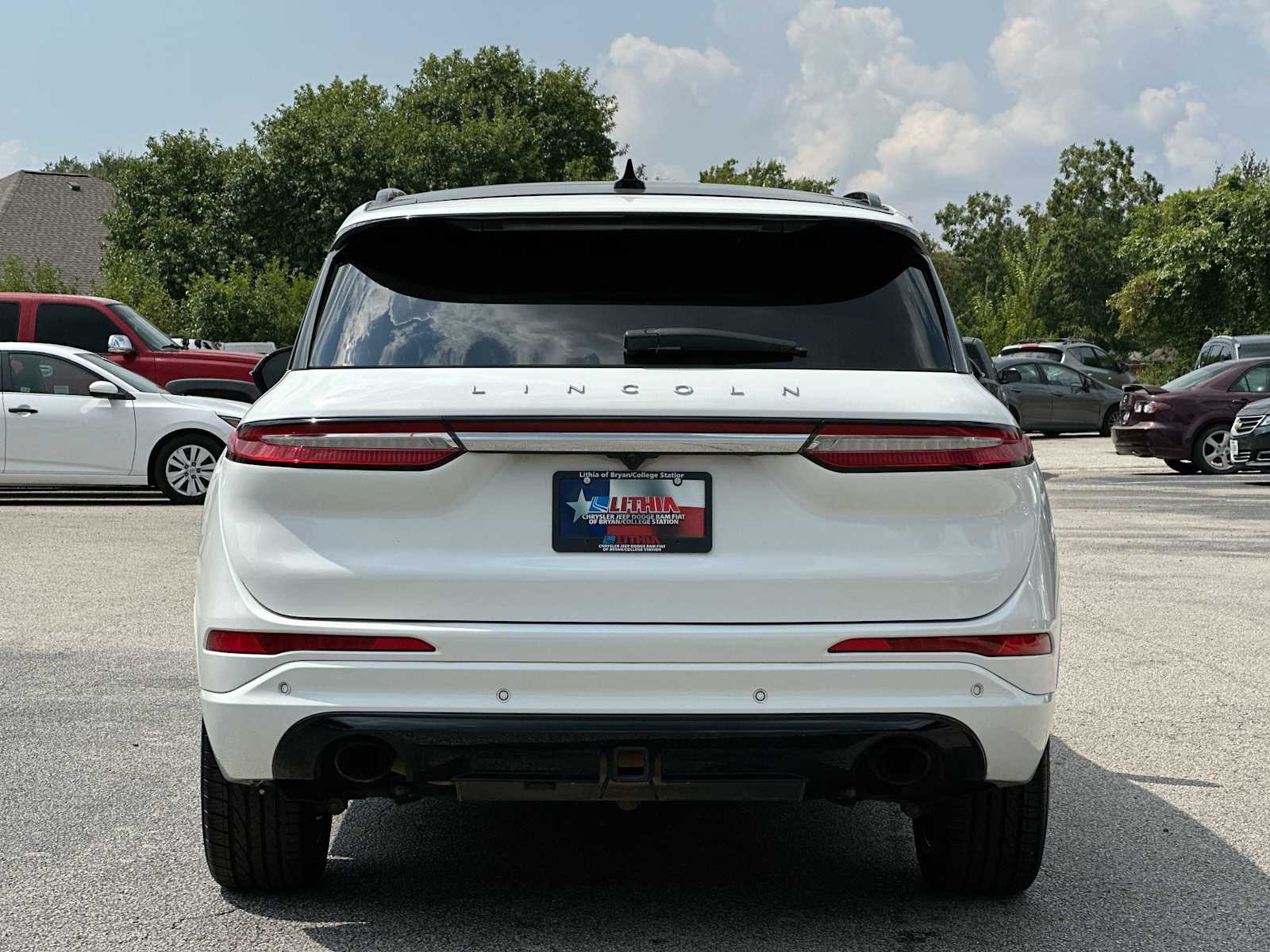 Thumbnail: 2023 Lincoln Corsair - 14