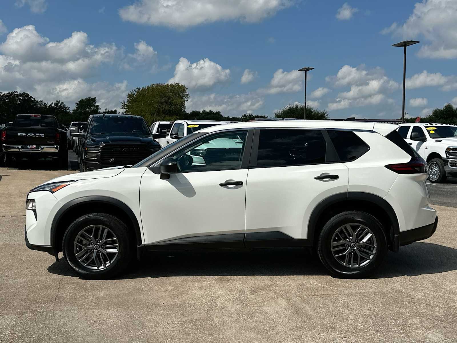 Thumbnail: 2024 Nissan Rogue - 12