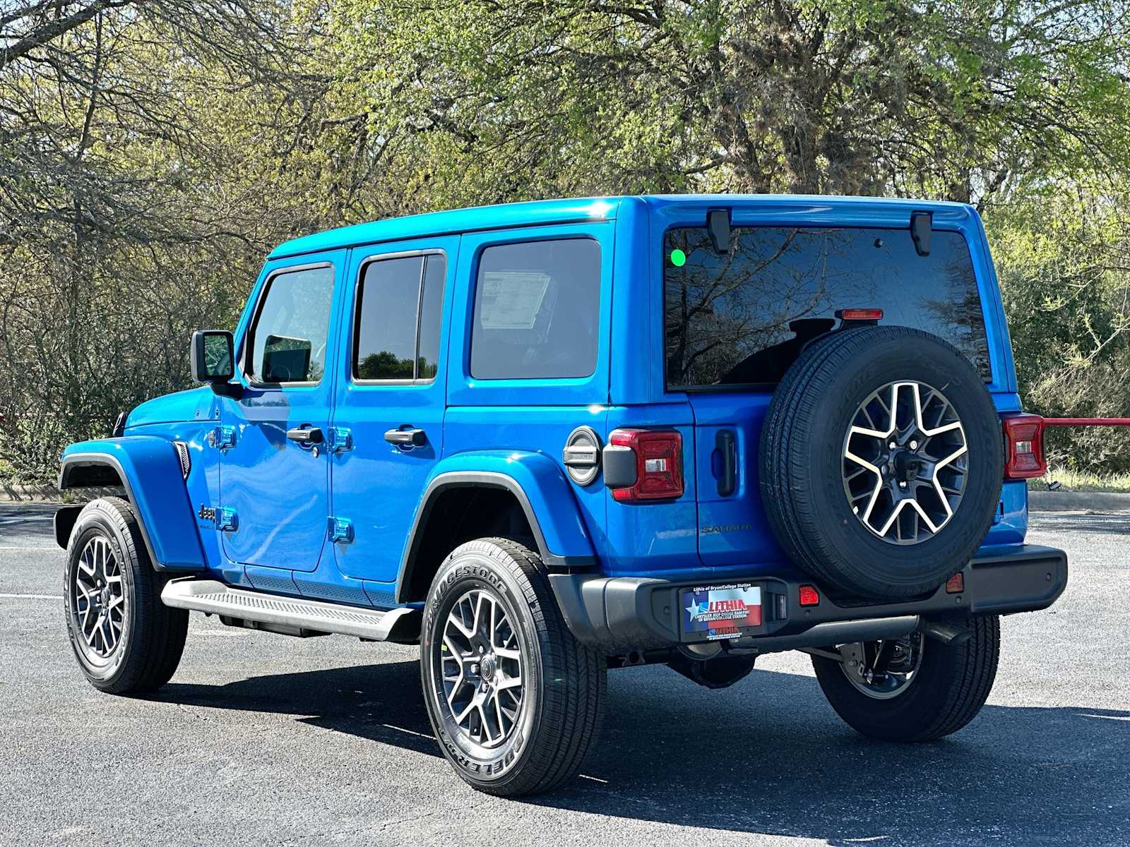 Thumbnail: 2026 Jeep Wrangler - 13