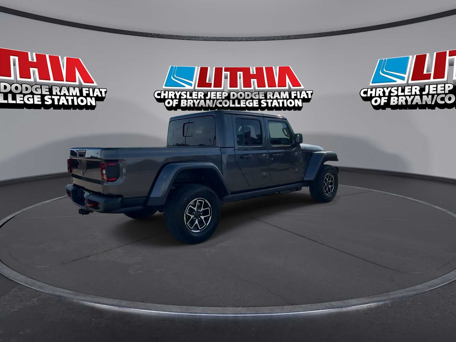 Thumbnail: 2026 Jeep Gladiator - 8