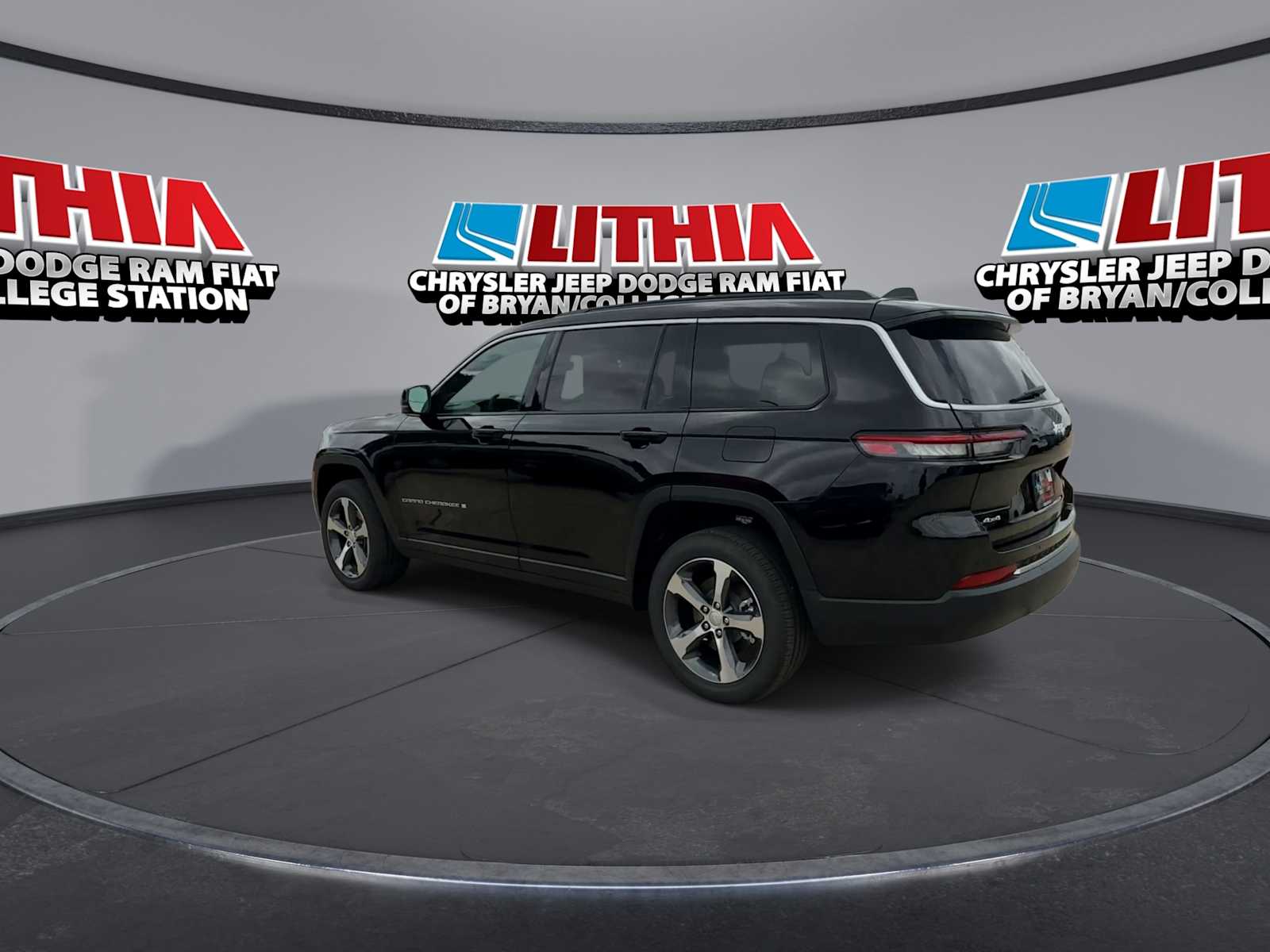 Thumbnail: 2026 Jeep Grand Cherokee - 6
