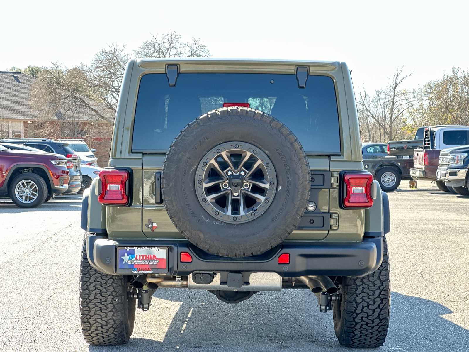 Thumbnail: 2025 Jeep Wrangler - 14