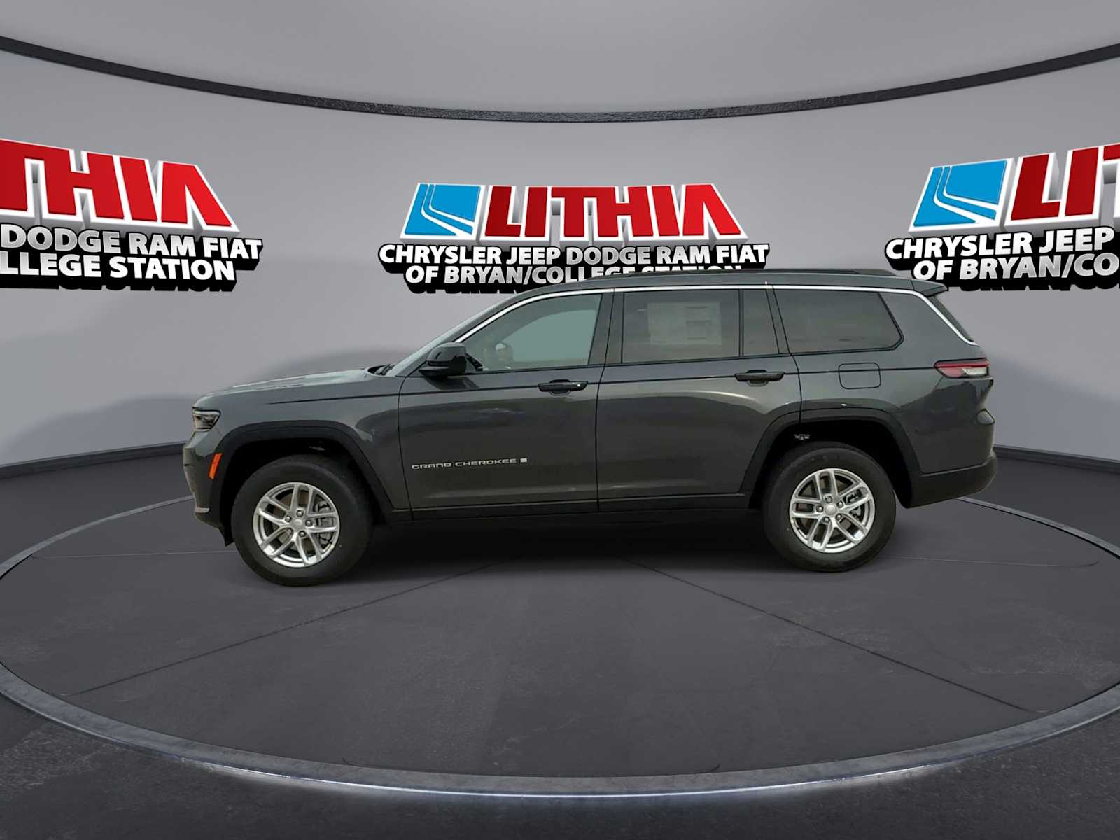 Thumbnail: 2025 Jeep Grand Cherokee - 5