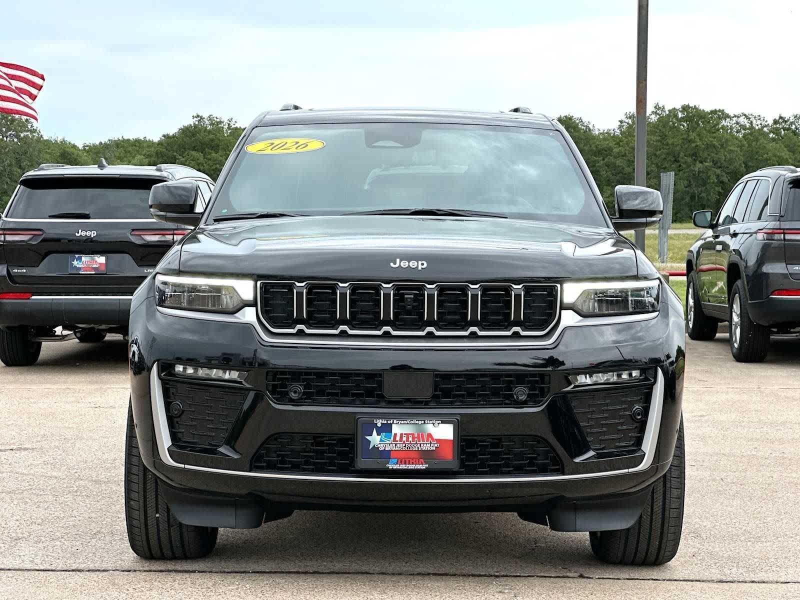 Thumbnail: 2026 Jeep Grand Cherokee - 10
