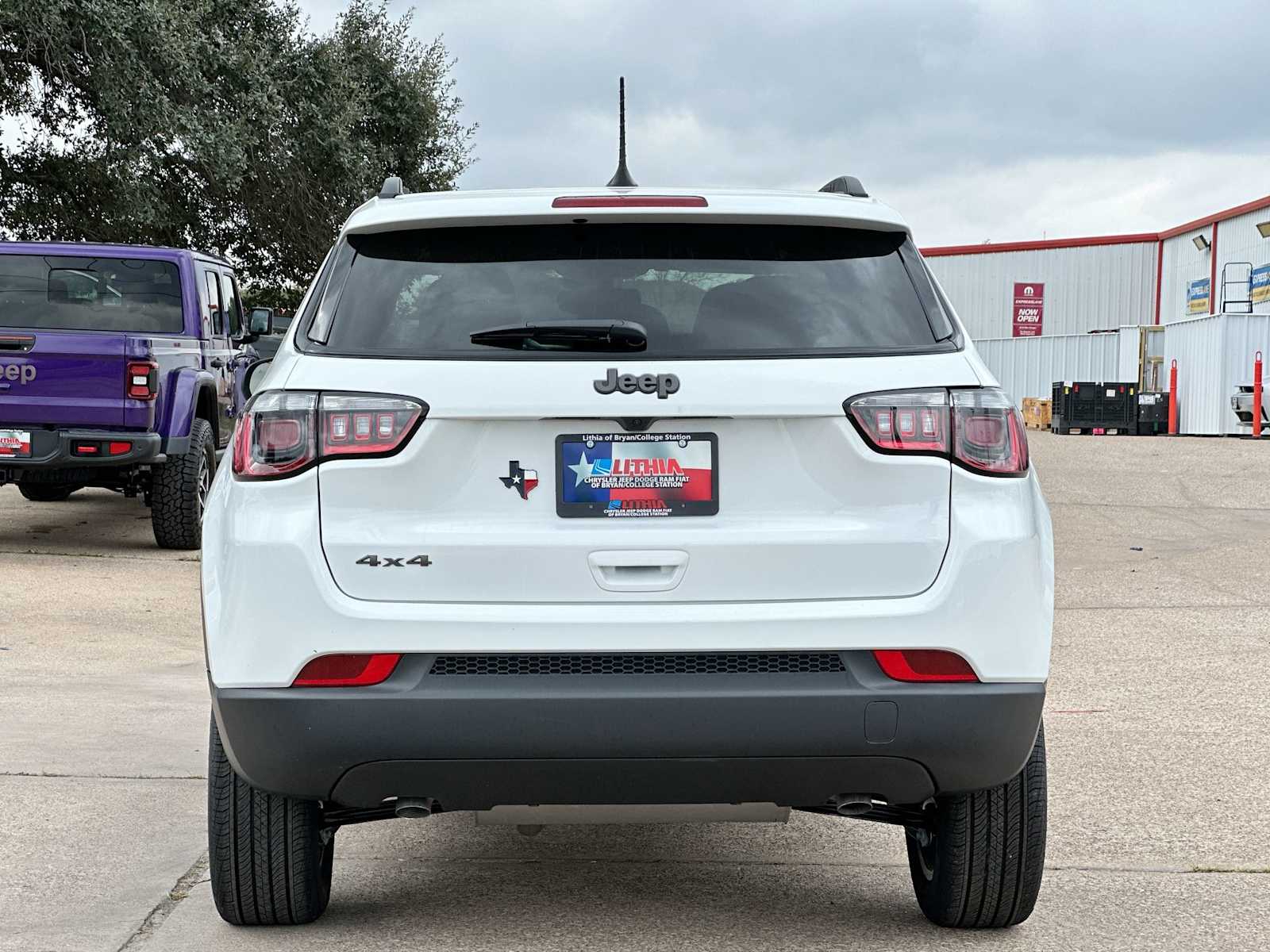 Thumbnail: 2026 Jeep Compass - 14