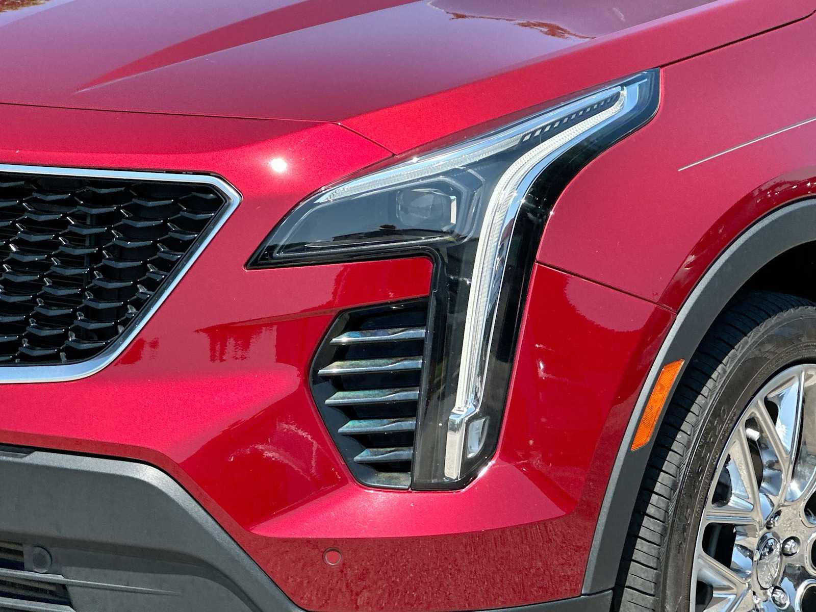 Thumbnail: 2020 Cadillac XT4 - 16