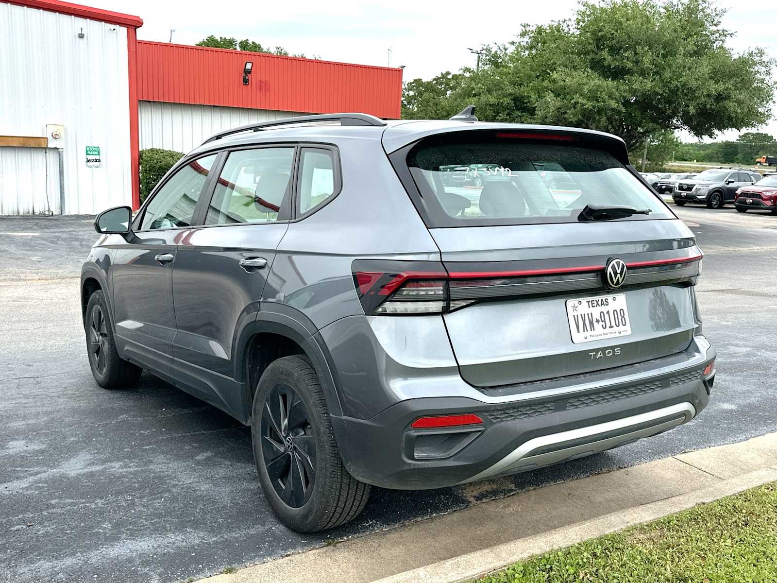 Thumbnail: 2025 Volkswagen Taos - 5