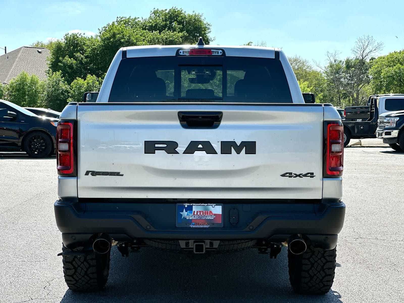Thumbnail: 2026 RAM 1500 - 14
