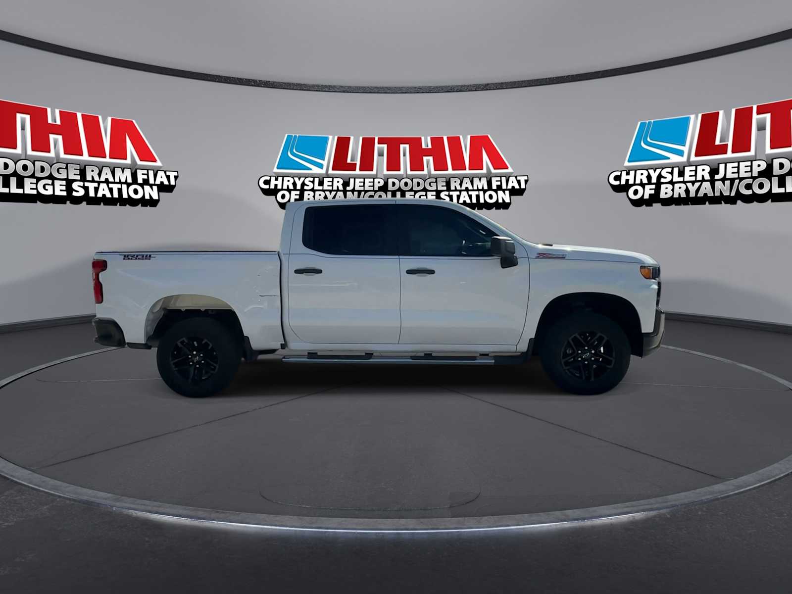 Thumbnail: 2022 Chevrolet Silverado 1500 - 9