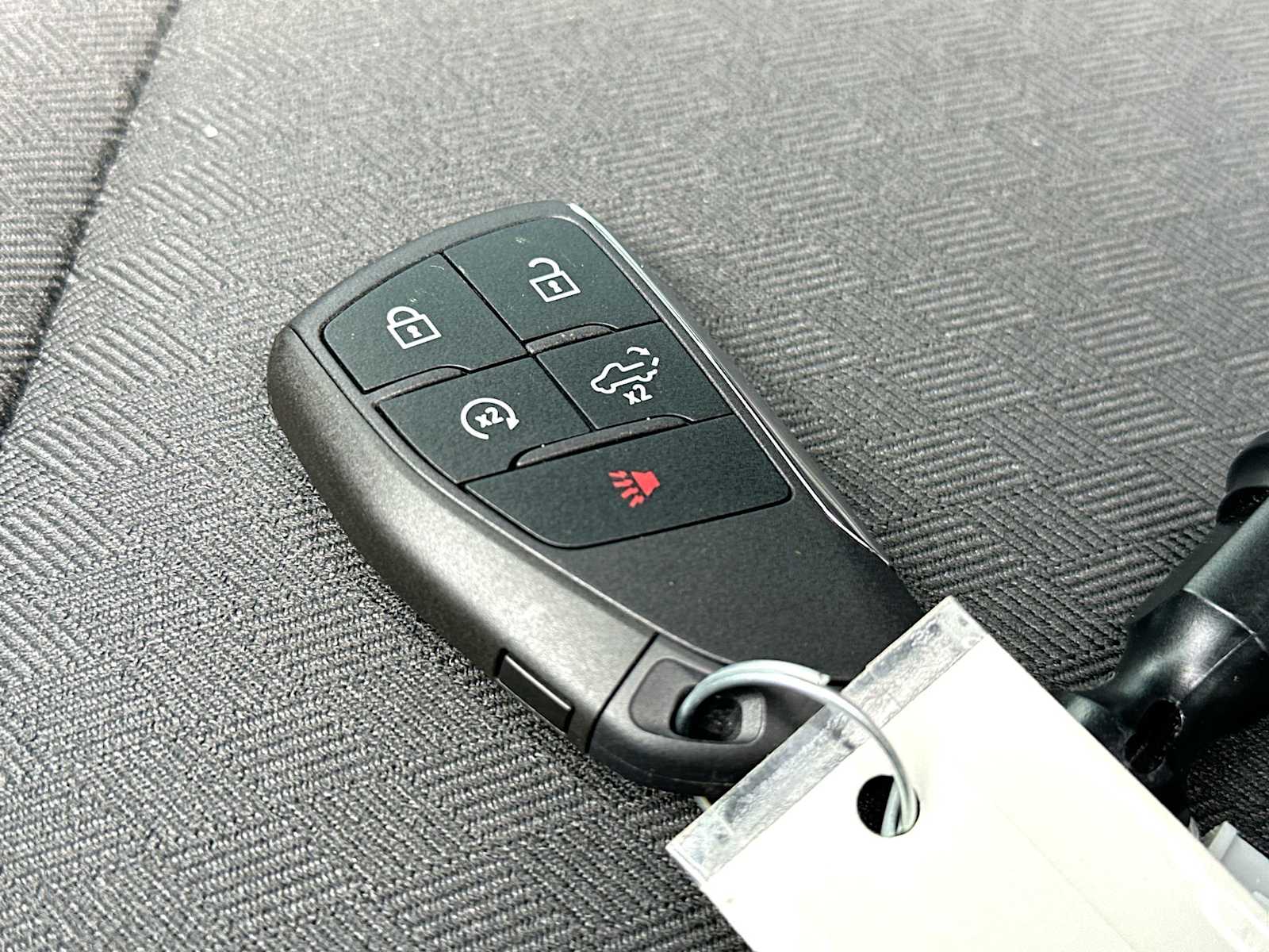 Thumbnail: 2026 Chevrolet Silverado 1500 - 29