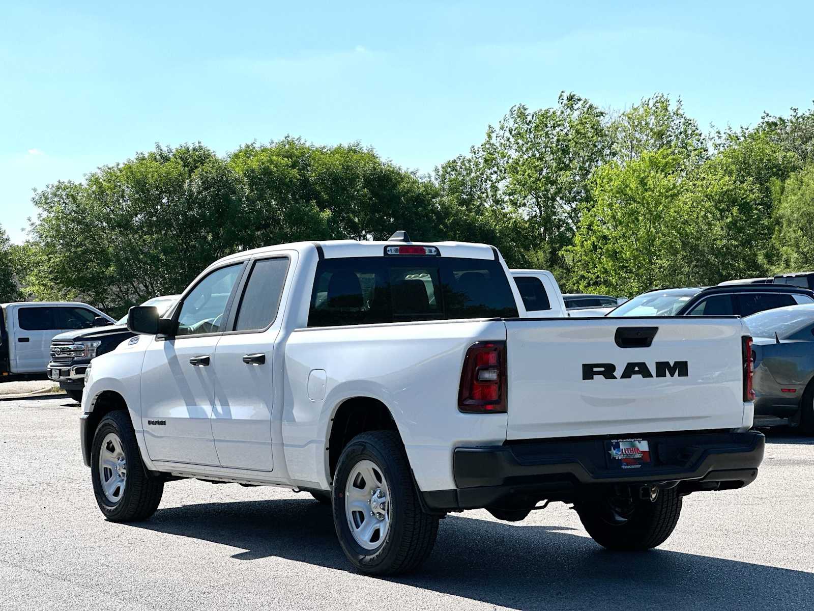 Thumbnail: 2026 RAM 1500 - 13